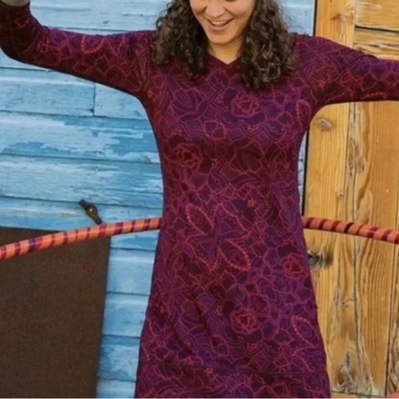 NWT Title Nine Hooded Winter Tech Dress Size L - Picture 9 of 9